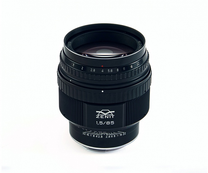 Zenit Helios-40-2 85mm f/1.5 lens - Photo №2
